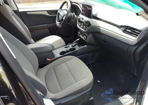 2022 Ford Escape Se from USA, damaged, VIN 1FMCU0G65NUA54496